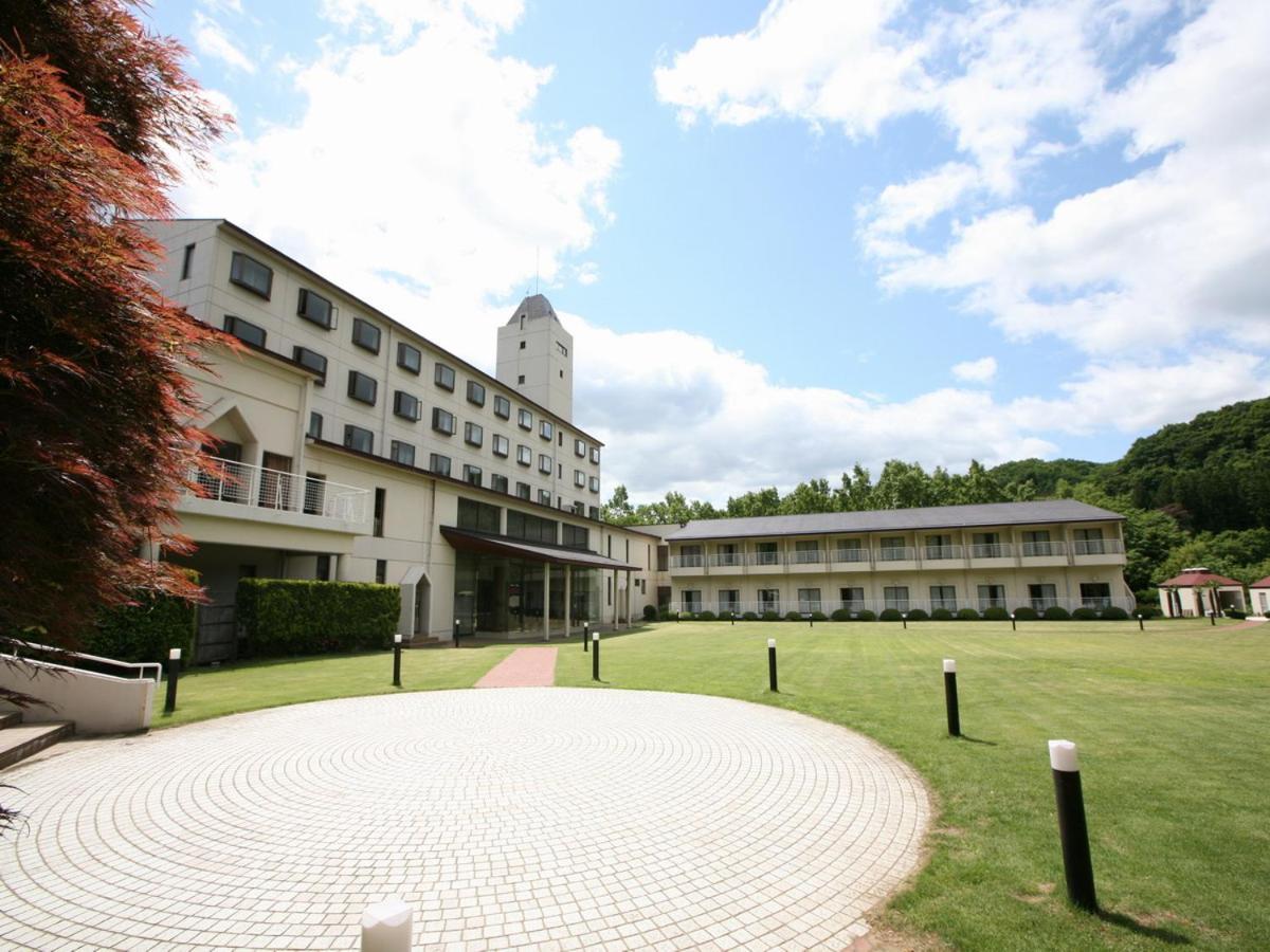Akiu Resort Hotel Crescent Sendai Exterior photo