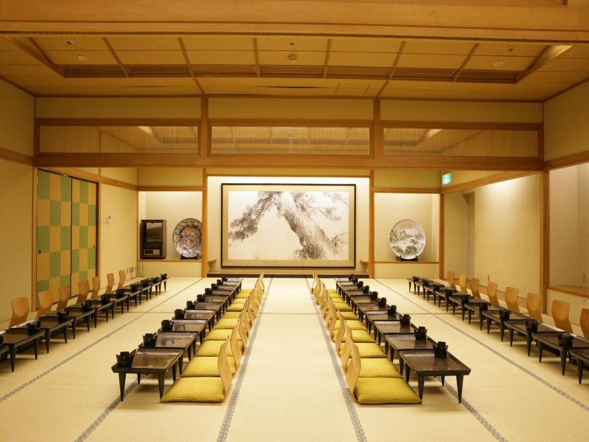 Akiu Resort Hotel Crescent Sendai Exterior photo